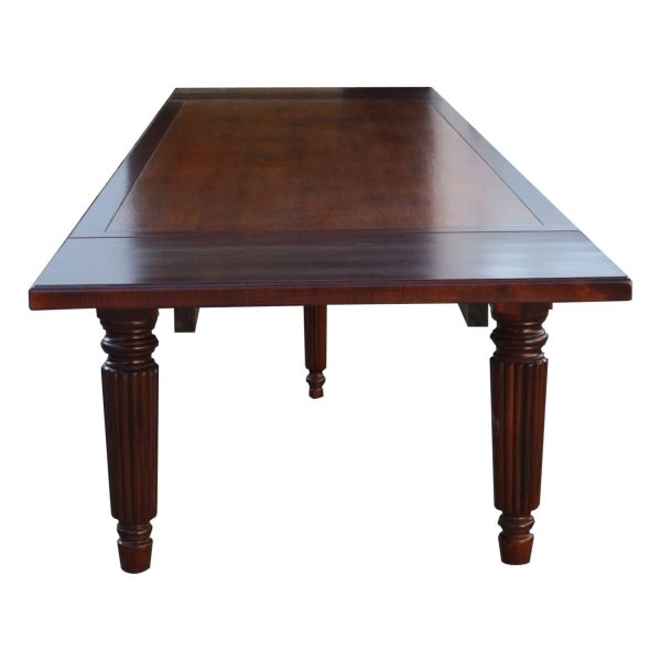 Custom Fluted Leg Dining table Online Hot Sale